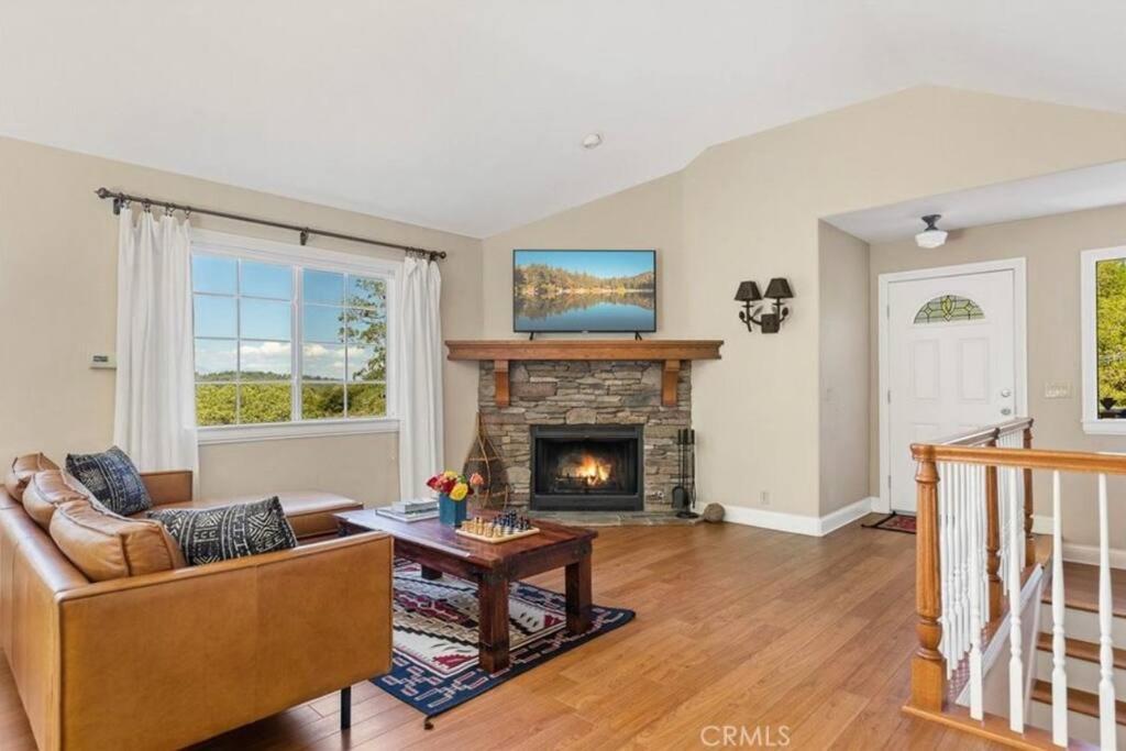 Charming Getaway Cabin Lake Arrowhead Eksteriør bilde